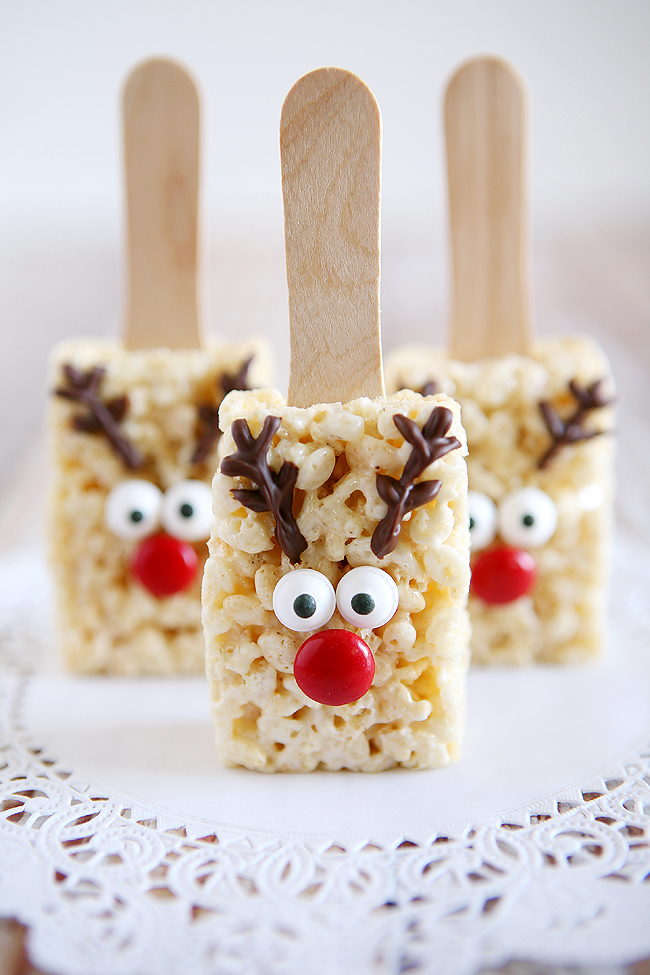 snowman rice crispy treats