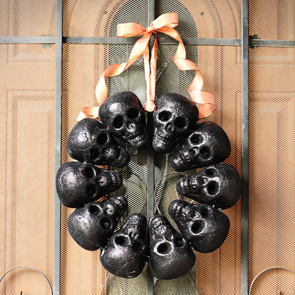 Halloween Skull Wreath - Eighteen25