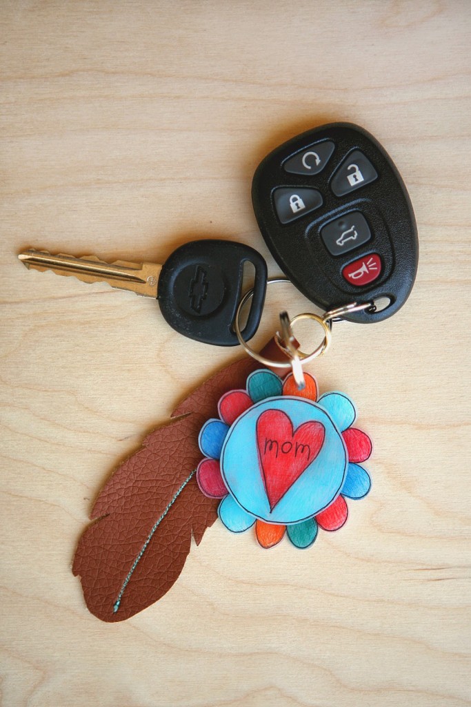 Shrink Film Keepsake Keychain. A Unique DIY Gift For Mom & Grandma