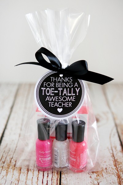 Toe-tally Awesome Teacher Gift Ideas | Eighteen25