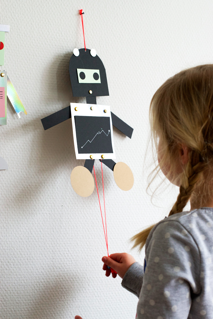 DIY Robot Puppets