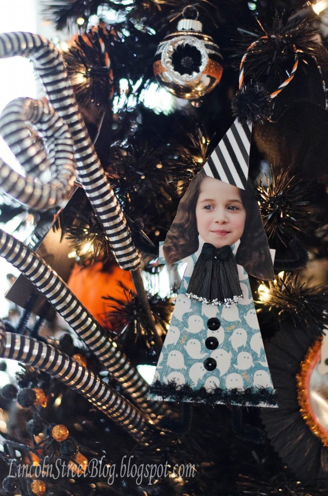 DIY Bewitching Halloween Ornaments. Use family photos to makes these adorable Halloween ornaments. 