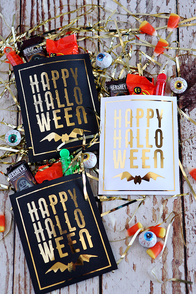 Happy Halloween treat pouches. Foiled in gold using the Minc! 