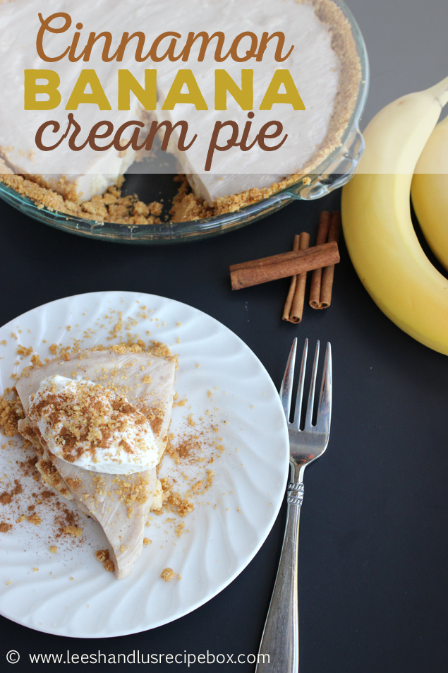 Cinnamon Banana Cream Pie Recipe. So easy and delicious! 