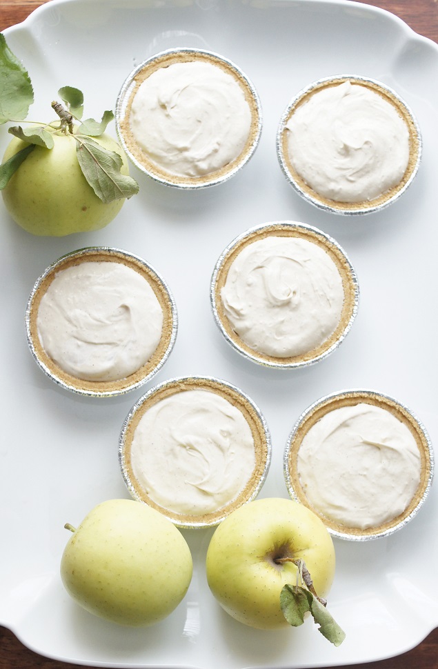 Mini Caramel Apple Cheesecakes. So good! 