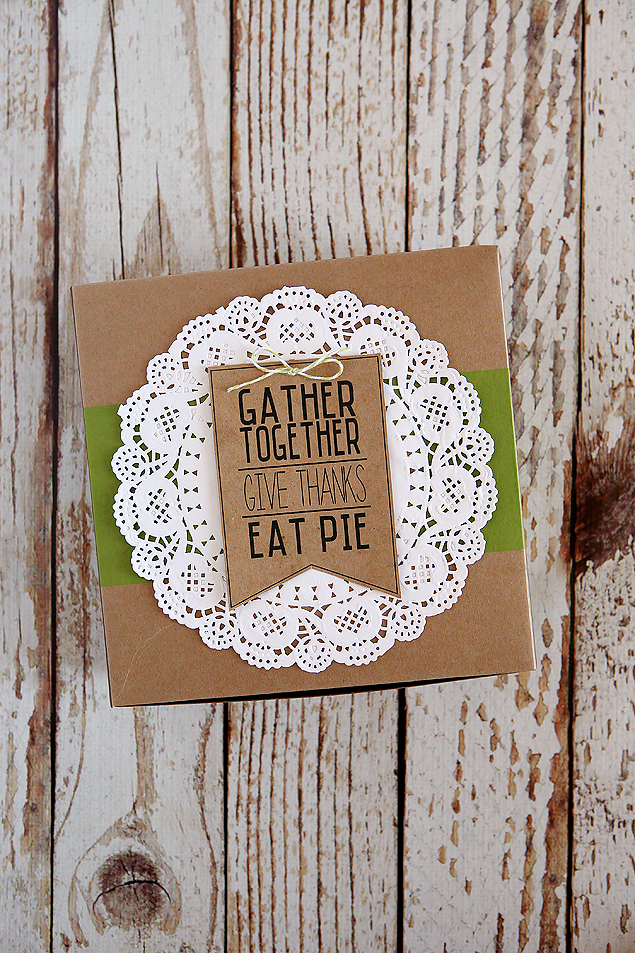 Gather Together, Give Thanks, Eat Pie - free printable tag. Attach it to a pie you are bringing to Thanksgiving dinner or deliver a few to friends and family!