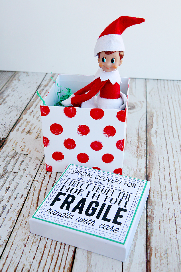 Elf On The Shelf Returns. Fun way to deliver your elf back to your family. Includes instructions for the box and the free download for the cute printable! 