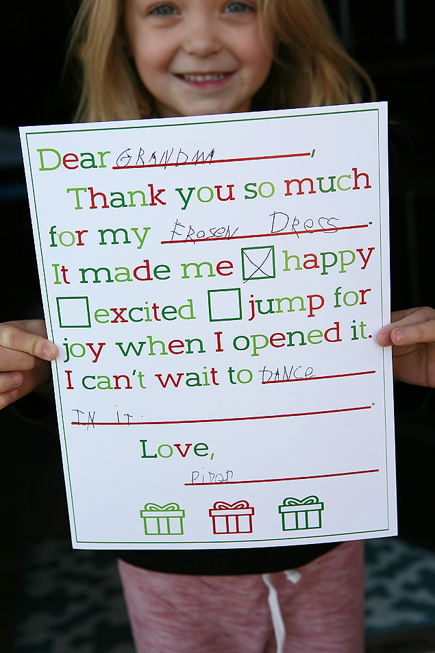 Kids Christmas Thank You Letter. A sweet and simple way for kids to say thank you for their Christmas presents. 