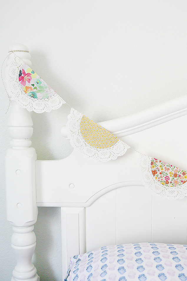 DIY Spring Banner made with paper doilies
