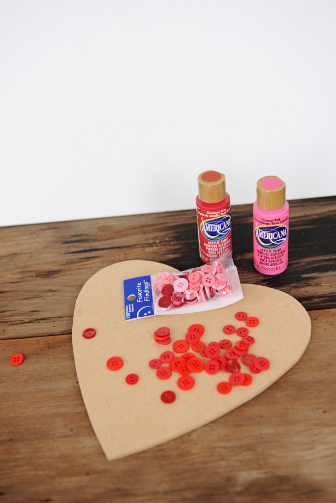 Valentine's Day Button Heart | Valentine's Day Craft Ideas