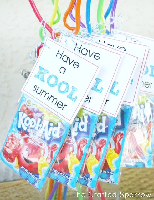 End of the School Year Ideas | Lots of fun classmate gift ideas, traditions and ways to keep in touch over summer. 