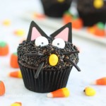 Black Cat Halloween Cupcakes