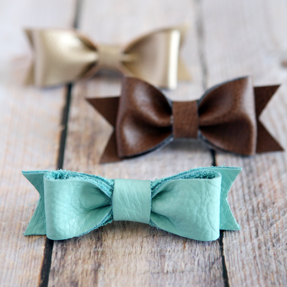 Diy Leather Hair Bows Eighteen