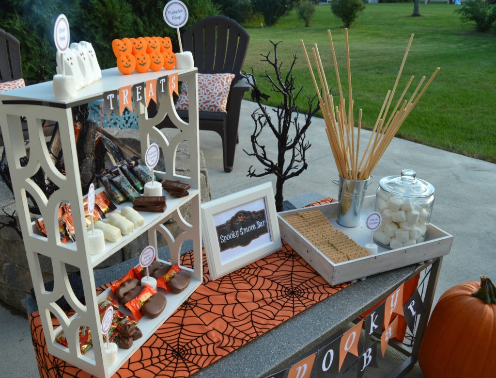 Spooky S'mores Bar | Halloween Party Ideas