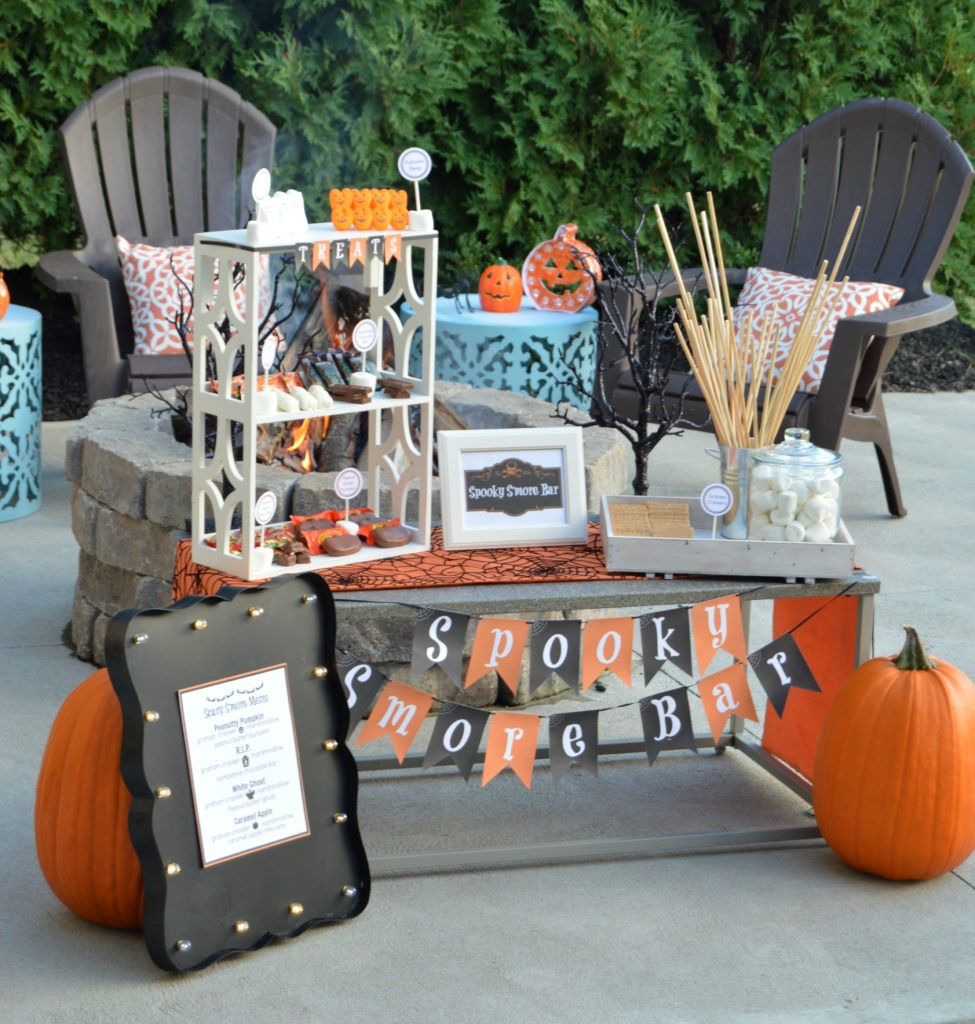 Spooky S'mores Bar | Halloween Party Ideas