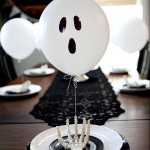 Balloon Ghost Table Setting