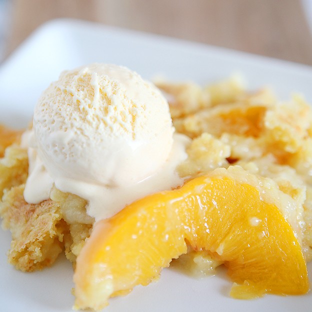 Peach Dump Cake - Eighteen25