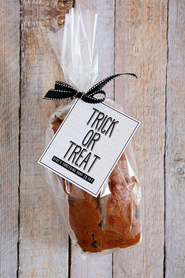 Trick or Treat - Here's Something Good To Eat | Free Printable Halloween Tags