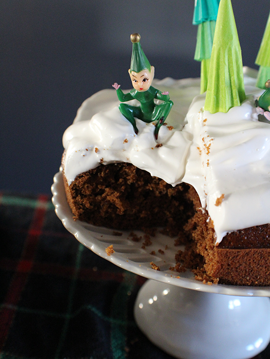 Gingerbread Cake with Snow Frosting | Christmas Desserts
