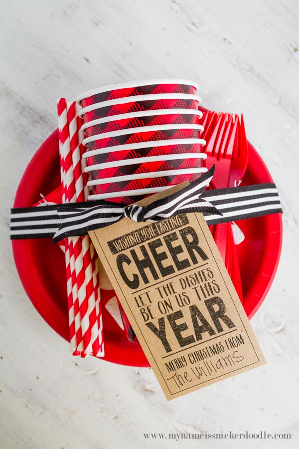 Christmas Neighbor Gifts with Free Printables - Eighteen25