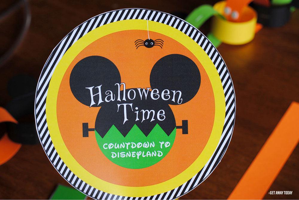 Halloween Paper Chain Countdown - Mickey Mouse Countdown