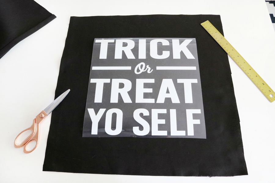 Trick Or Treat Halloween Pillow | DIY Halloween Decorations