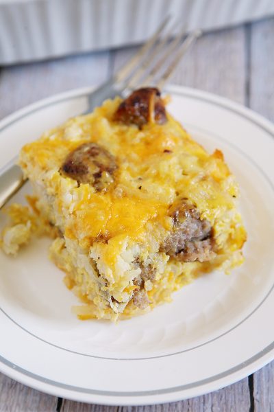 Sausage Hashbrown Breakfast Casserole You'll Love | Eighteen25