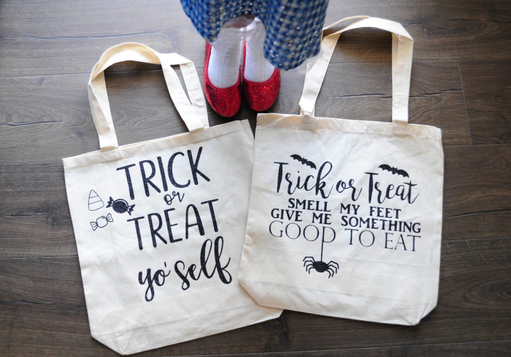 Pull out your cutting machine and make these spooktacular Trick or Treat bags in no time! 