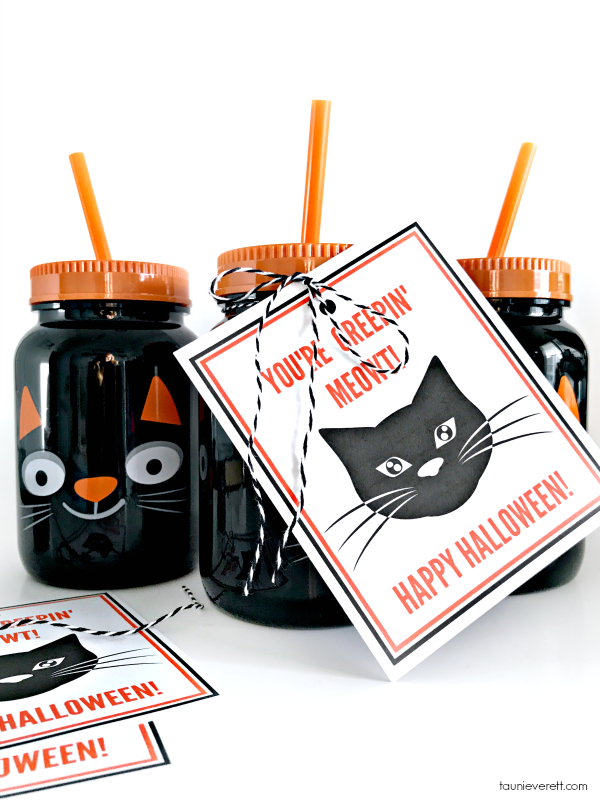 You're Creepin' Meowt! Printable black cat Halloween gift tags.