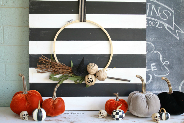 The Cutest Halloween Hoop Wreath