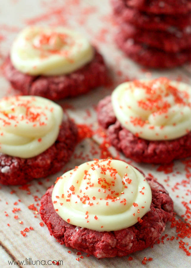Gooey Red Velvet Cookies | Lil Luna