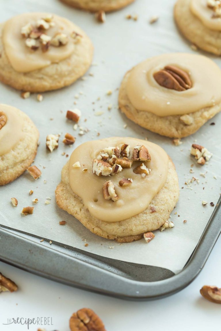 Brown Sugar Pecan Cookies | The Recipe Rebel