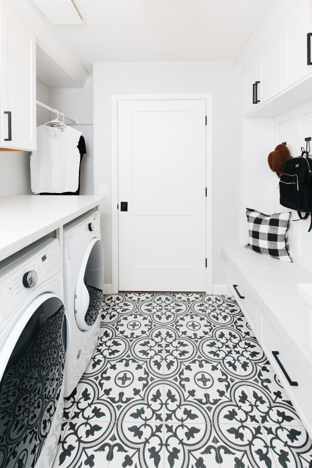 15+Gorgeous Laundry Rooms | The TomKat Studio
