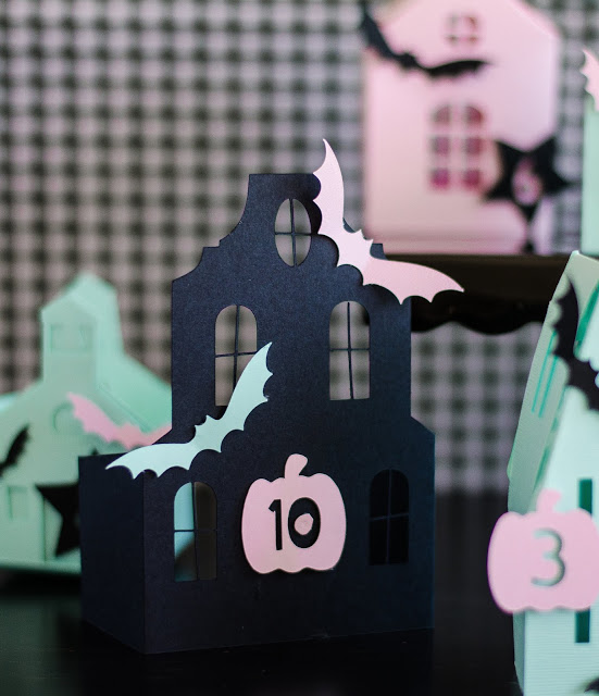 Adorable Haunted Halloween House Countdown