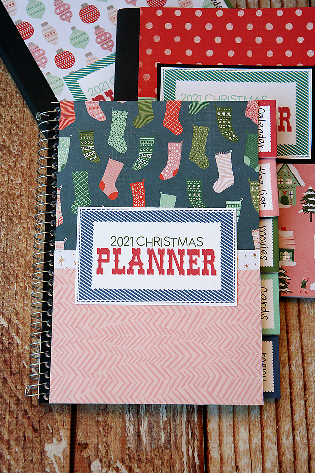 Adorable Christmas Planners. Comes with the free printables to make your own!