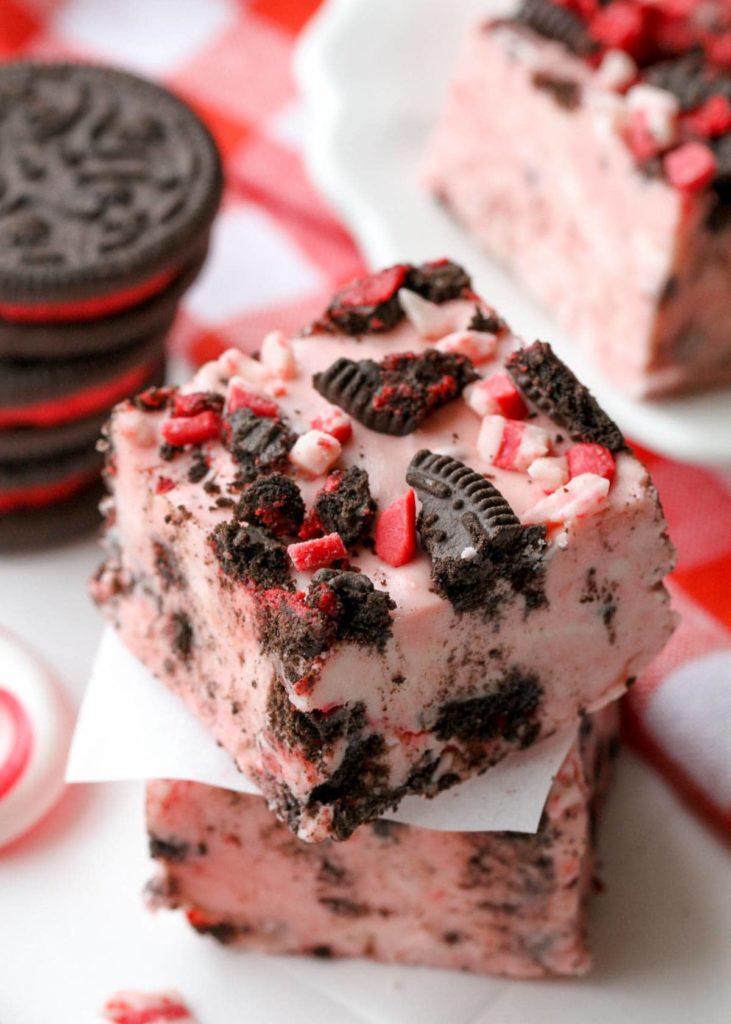 Peppermint Oreo Fudge. So so good!!